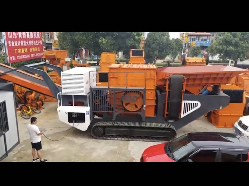 履带式移动绿巨人视频官网站 履带式移动绿巨人视频官网站